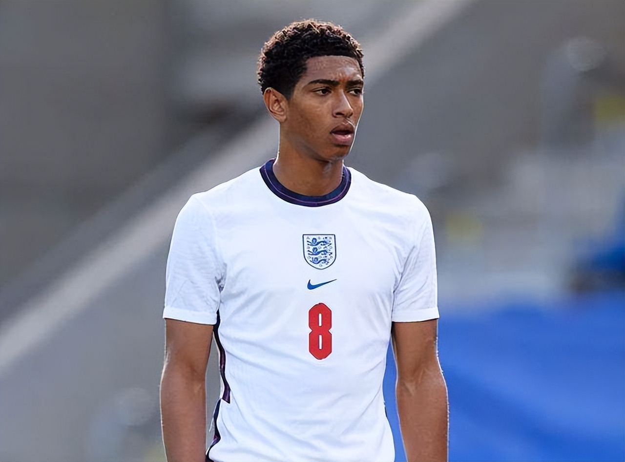 最后时刻替补登场，阿方索时隔262天伤愈复出