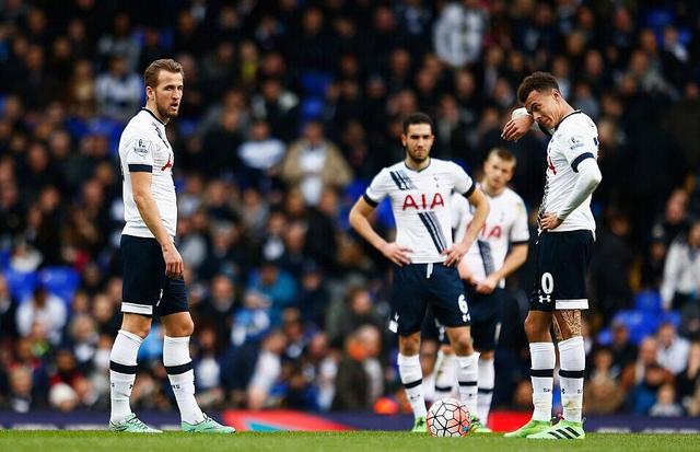 记者：巴萨有人反对买断拉什福德，因他逼抢力度不够&年薪高