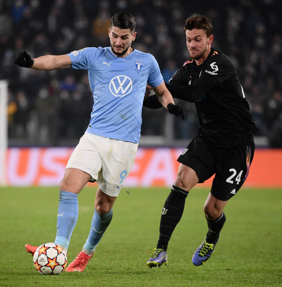 孔帕尼：卡尔能否和梅西相比？我们只想让他成为最好的卡尔