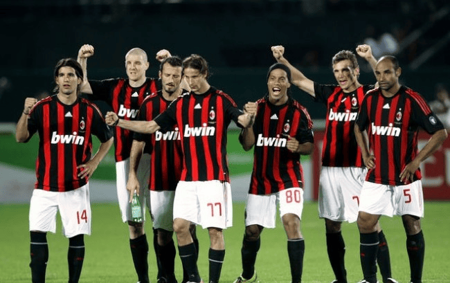 埃孔：尼日利亚足协结清欠款，全队团结一心备战比赛（埃孔：尼日足协已结清欠款，球队上下同心备战）