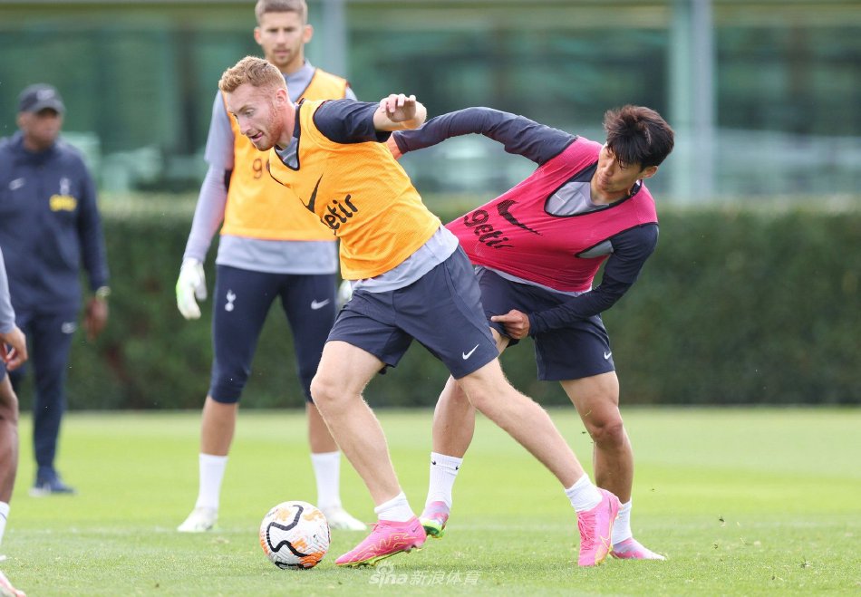 客场1-3输给利兹联 暴露切尔西最大短板 只能争五&无力争冠