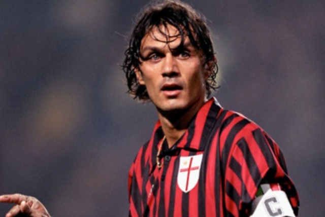 多特客战弗赖堡：吉拉西、小贝林厄姆首发，埃姆雷-詹出战（多特做客弗赖堡：吉拉西与小贝林厄姆先发，埃姆雷-詹登场）