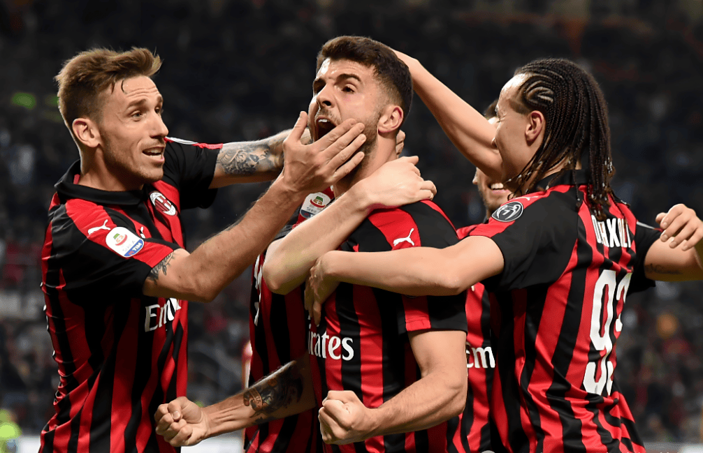 马特乌斯：我和马拉多纳就像梅西和C罗，但我们场外相处更多