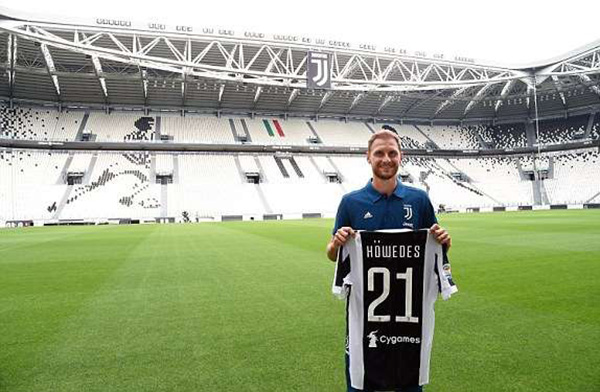 塞尔记者：姆巴佩将因腿部不适缺席欧冠对阵曼城（塞尔记者称：姆巴佩腿部不适，将缺席欧冠战曼城）